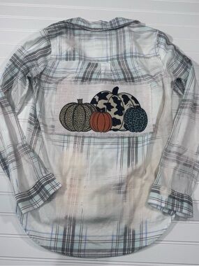 Custom Up cycled Bleached Pumpkin Patch Back-Patch Flannel- White/Gray/Blue